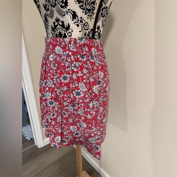 Loft Floral Patterned Pleated Skirt​​​​​​​​​​​​​​​ - Picture 4 of 6